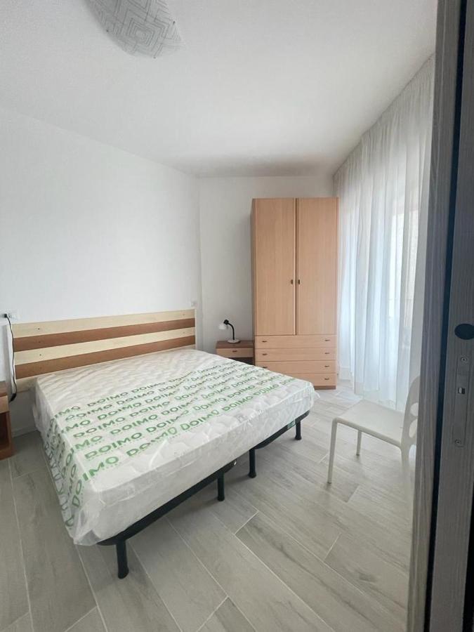 Residence Apollo - Walterigato Apartments Solo Per Famiglie Лідо-ді-Єзоло Екстер'єр фото