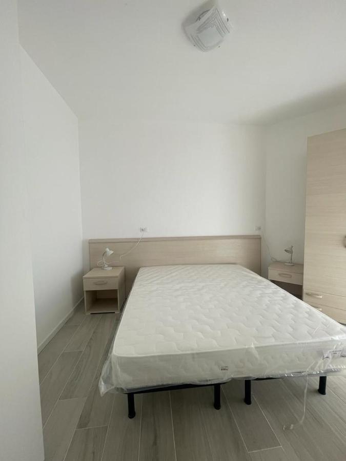 Residence Apollo - Walterigato Apartments Solo Per Famiglie Лідо-ді-Єзоло Екстер'єр фото