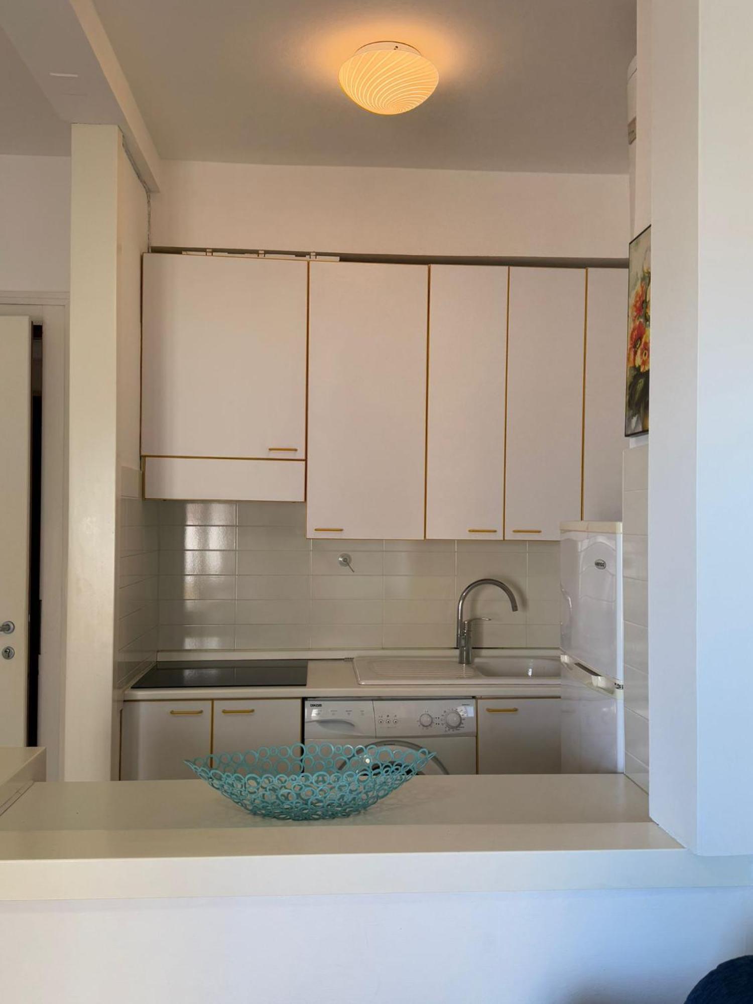Residence Apollo - Walterigato Apartments Solo Per Famiglie Лідо-ді-Єзоло Екстер'єр фото