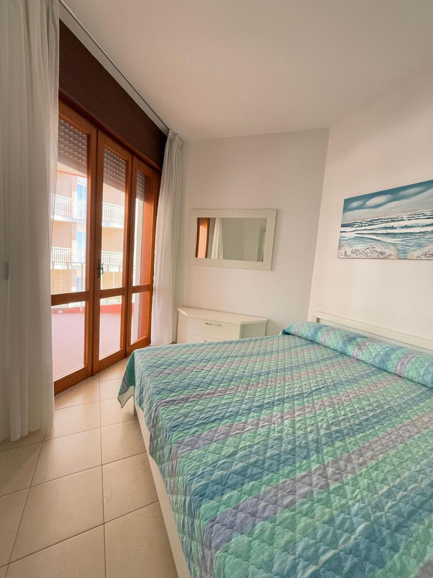 Residence Apollo - Walterigato Apartments Solo Per Famiglie Лідо-ді-Єзоло Екстер'єр фото