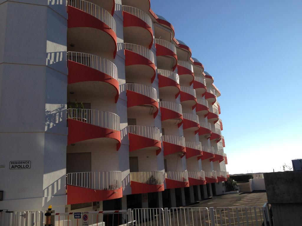 Residence Apollo - Walterigato Apartments Solo Per Famiglie Лідо-ді-Єзоло Екстер'єр фото